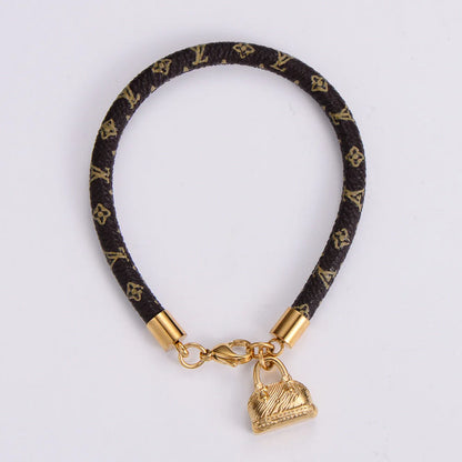 Natural Women Stripe Metal Heart Titanium Steel Polishing Bangles