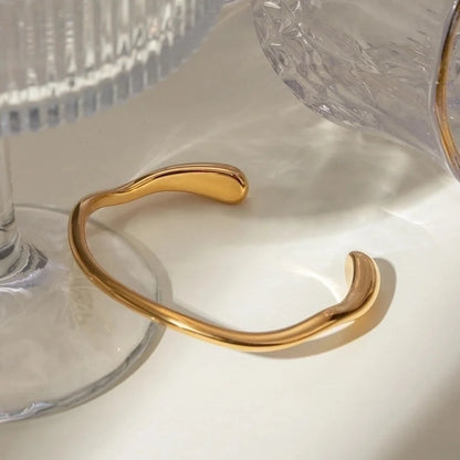 Vacation Minimalist IG Style Solid Color 304 Stainless Steel 18K Gold Plated Cuff Bracelets Wide Bracelet Bangle In Bulk