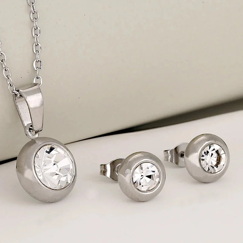 Luxurious Classic Style Shiny Round 304 Stainless Steel Crystal Zirconium 18K Gold Plated Plating Jewelry Set