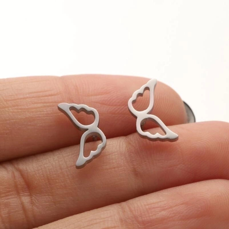 1 Pair Casual Minimalist Butterfly Umbrella Snowflake Asymmetrical Plating Hollow Out 304 Stainless Steel 18K Gold Plated Ear Studs