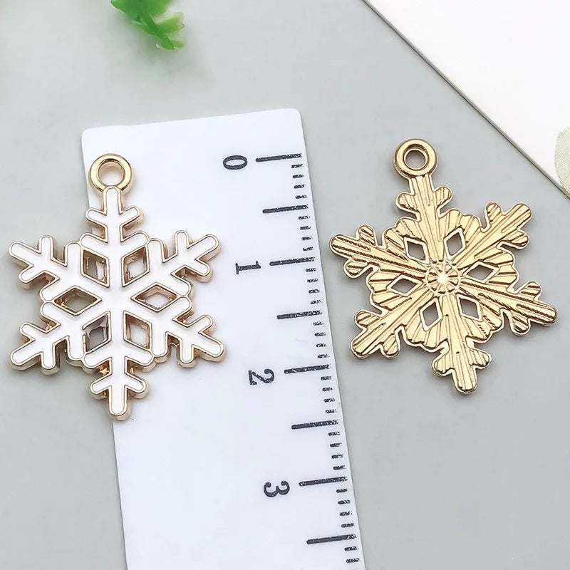 1 Piece 20 PCS/Package 13x16mm 16x21mm 18x20mm Alloy Snowflake Pendant Jewelry Accessories