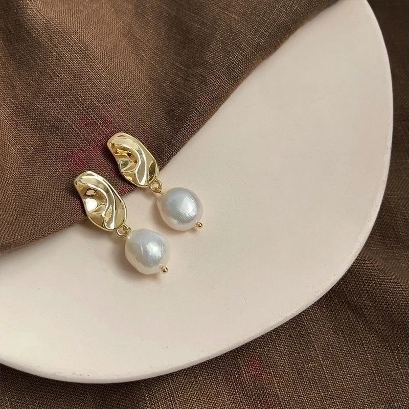 1 Pair Elegant Retro Geometric Freshwater Pearl Earrings