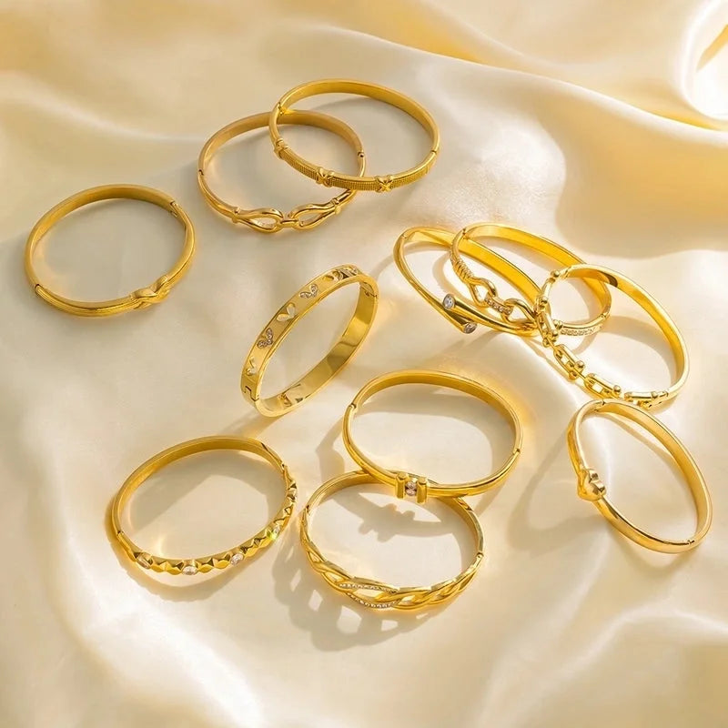 Casual Minimalist Heart Shape Flower Titanium Steel Rhinestones Bangle In Bulk