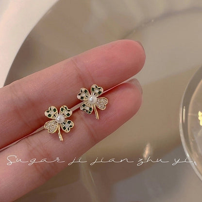 Fashion Geometric Alloy Plating Artificial Pearls Women\'s Earrings 1 Pair