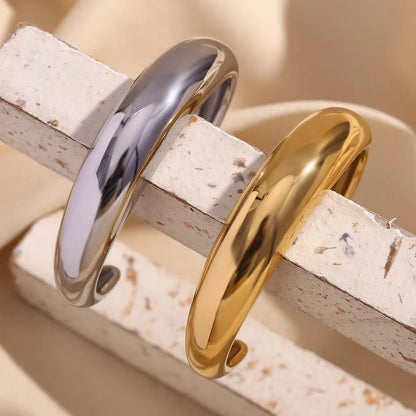 Fashion Circle Stainless Steel 18K Gold Plated Bangles