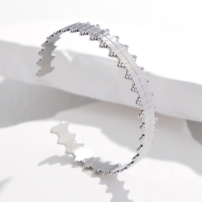 2 Pieces Expressive Stripe Stainless Steel Electroplating Bangles