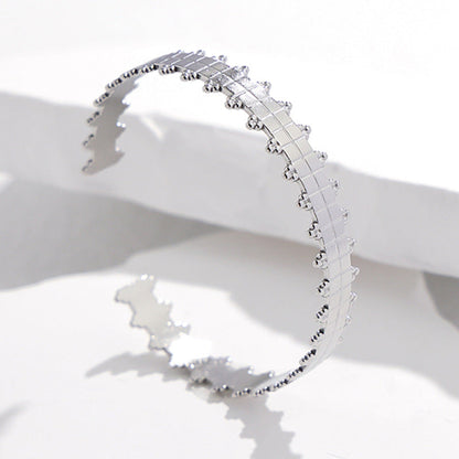 2 Pieces Expressive Stripe Stainless Steel Electroplating Bangles