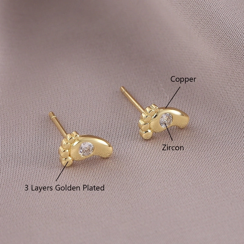 1 Pair IG Style Elegant Minimalist Letter Heart Shape Bicycle Plating Inlay Copper Zircon 18K Gold Plated Ear Studs