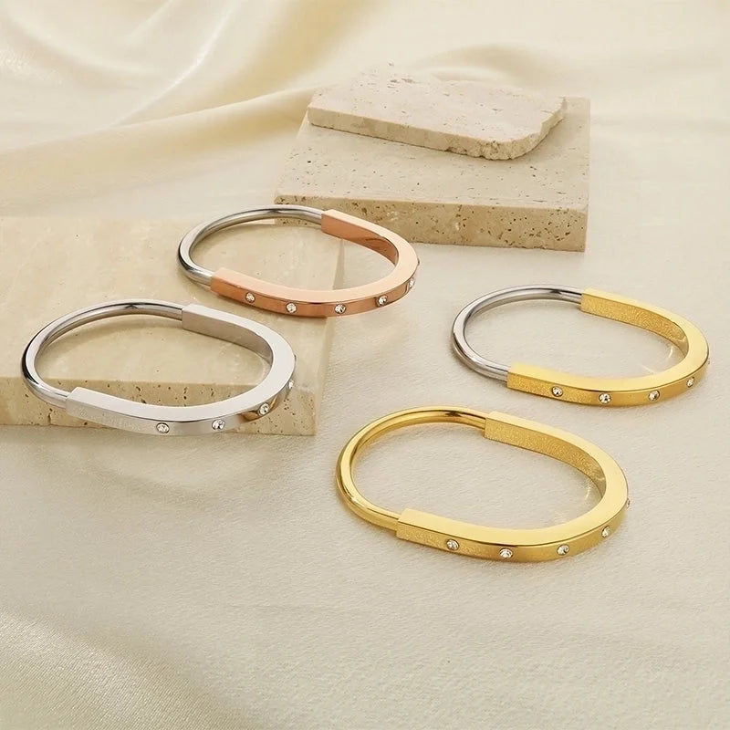 5 Pieces Minimalist Solid Color 304 Stainless Steel 18K Gold Plated Bangle In Bulk