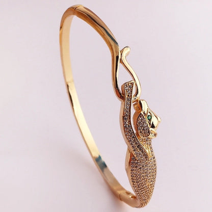Hip-hop Pig Nose Smile Face Leopard Copper 18k Gold Plated Zircon Bangle In Bulk