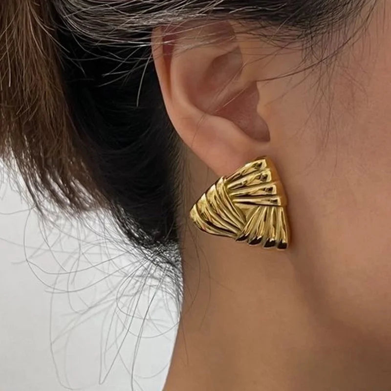 1 Pair French Style Sweet Horns Flower Asymmetrical 304 Stainless Steel Imitation Gold Ear Studs