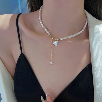 Love Stitching Pearl Japanese And Korean Necklace Design High-grade Light Luxury Niche Clavicle Chain New Women\'s Necklace