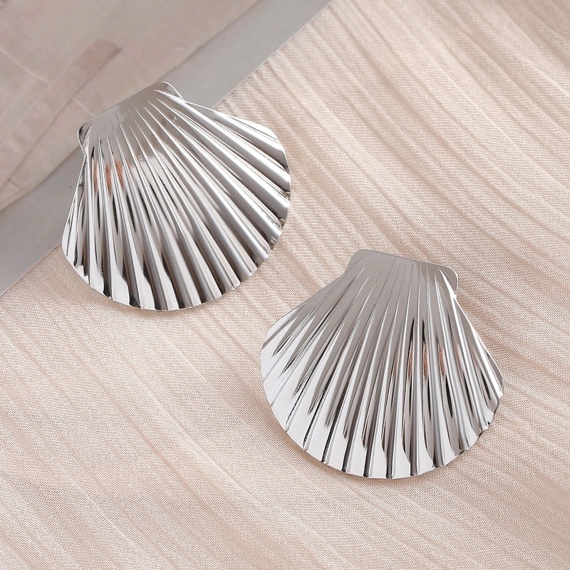 1 Pair IG Style Exaggerated Minimalist Scallop 304 Stainless Steel 18K Gold Plated White Gold Plated Gold Plated Ear Studs