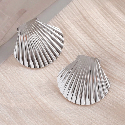 1 Pair IG Style Exaggerated Minimalist Scallop 304 Stainless Steel 18K Gold Plated White Gold Plated Gold Plated Ear Studs