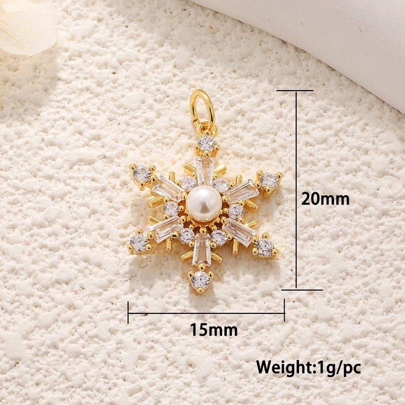 1 Piece 12*17mm 15 * 20mm 18 * 22mm Copper Christmas Tree Flower Snowflake Jewelry Accessories Pendant