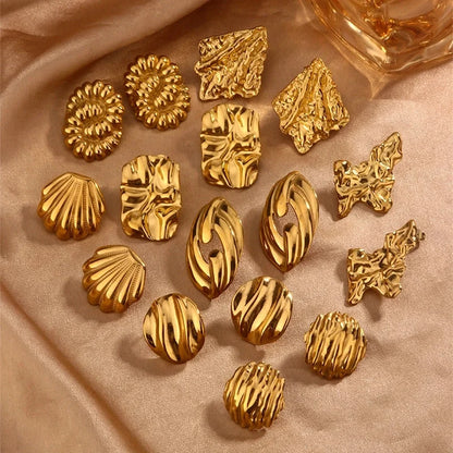 1 Pair IG Style Retro Maple Leaf Shell Lightning Plating Pleated 304 Stainless Steel 18K Gold Plated Ear Studs
