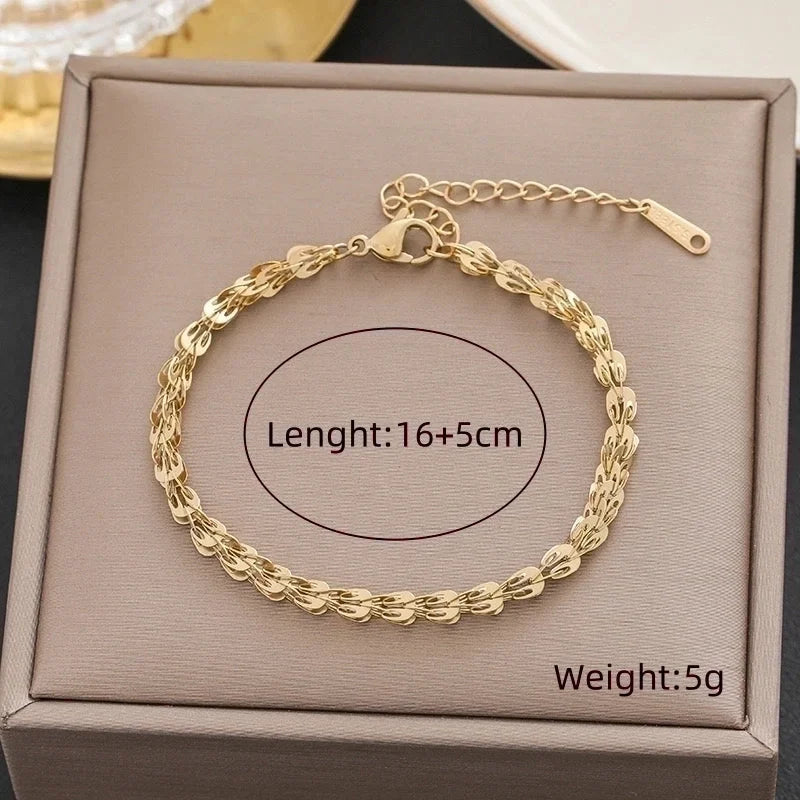 5 Pieces Streetwear Solid Color Titanium Steel 18K Gold Plated Bracelets In Bulk
