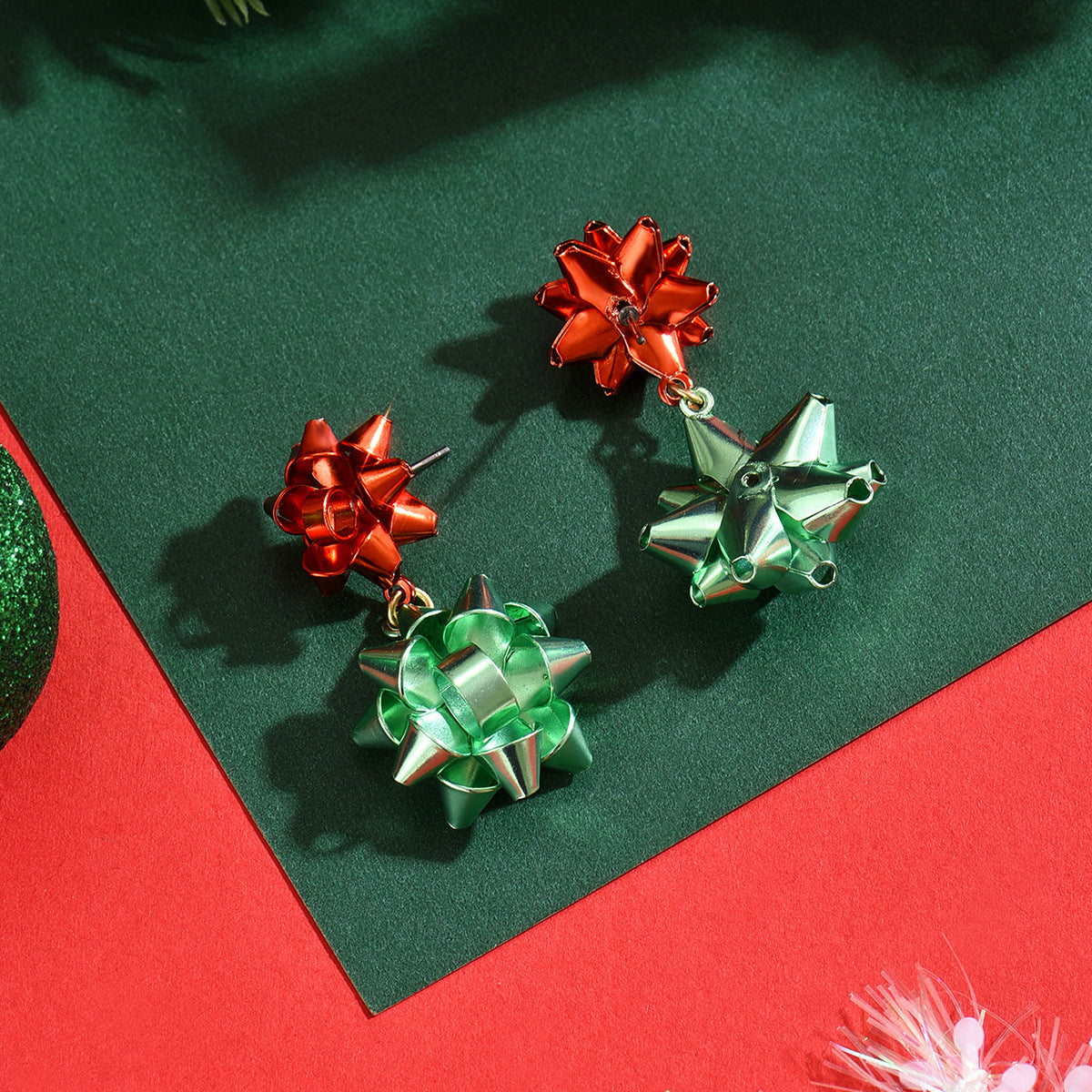 2 Pairs Alloy Christmas Women's Red Green Iron Flower Meteor Ball Earrings Ear Studs Earrings For Women