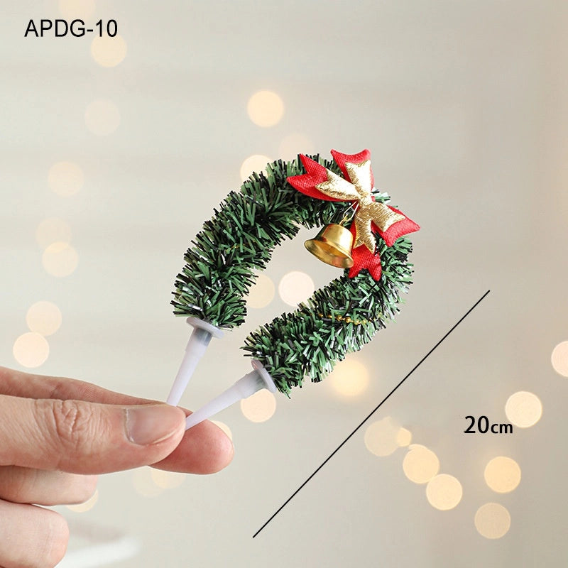 Christmas Casual Cute Minimalist Christmas Tree Santa Claus Snowman Plastic Indoor Banquet Party Cake Decorating Supplies Cake Decorating Supplies