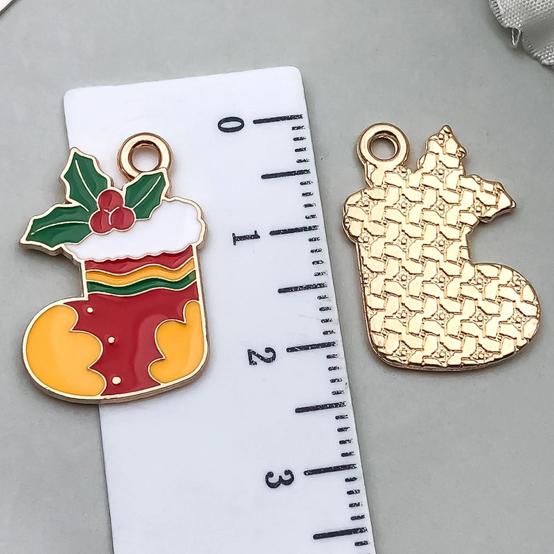 1 Piece 20 PCS/Package 16x23mm 17x22mm Alloy Christmas Tree Santa Claus Gingerbread Pendant Jewelry Accessories