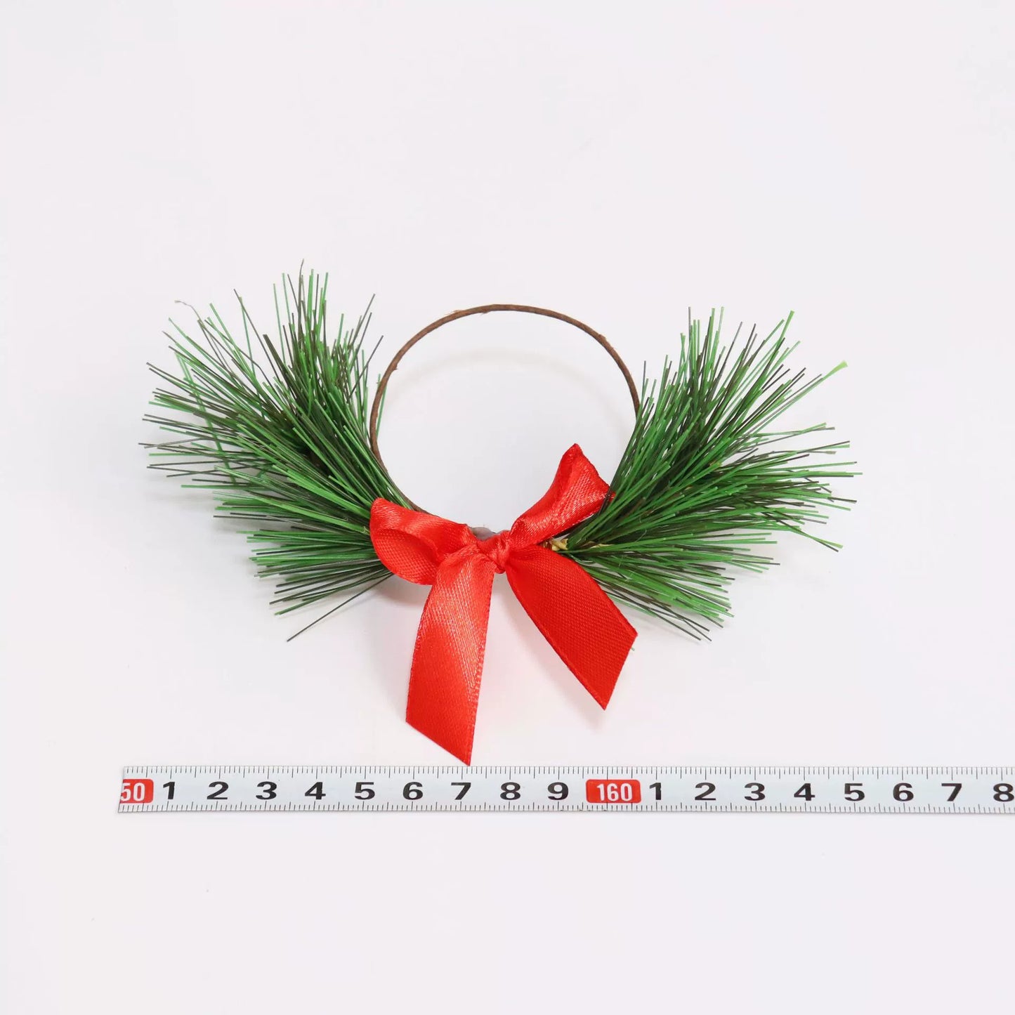 2 Pieces Can Be Matched With Christmas Decoration Pine Needle Napkin Rings For Hotel And Home Use Napkin Holders