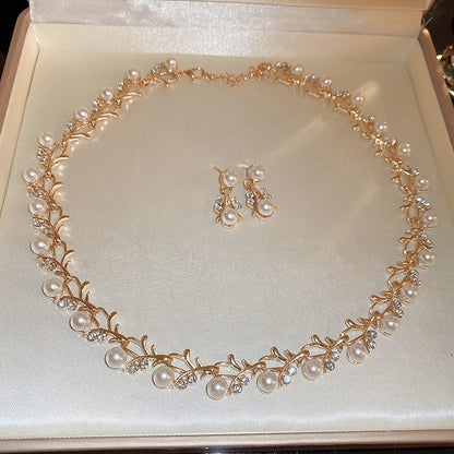 Explosions Zircon Diamond Geometric Necklace Earrings Suit Light Luxury Clavicle Chain High Sense Temperament Jewelry