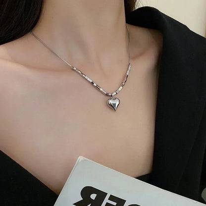 Minimalist Commute Heart Shape Alloy Inlay Zircon Women's Pendant Necklace Necklace