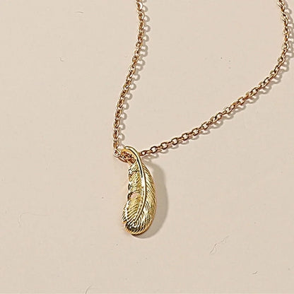 Women's Titanium Steel Pendent Inlaid Zircon Heart Necklace