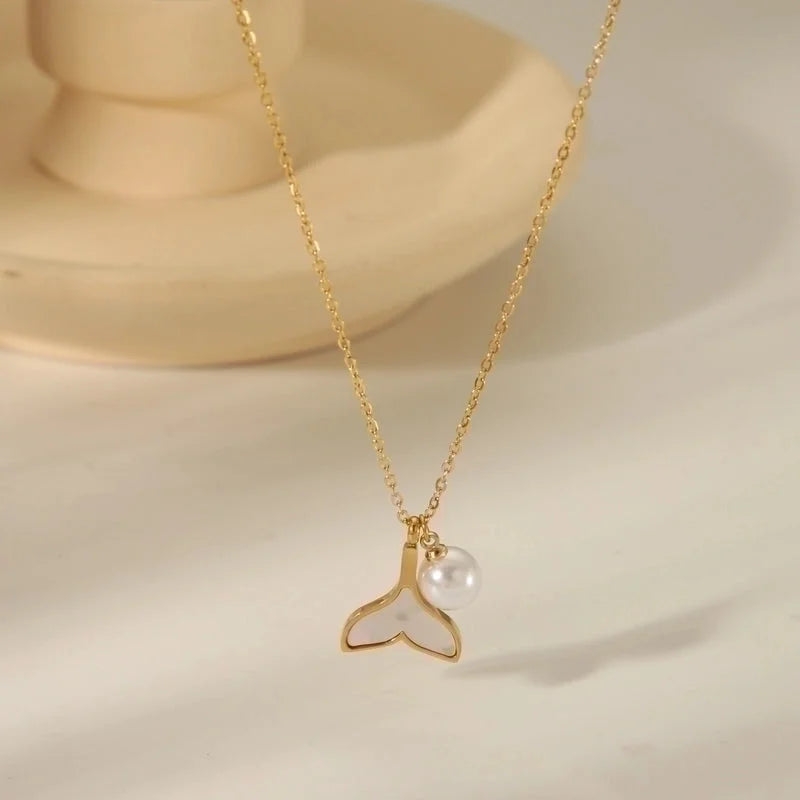 304 Stainless Steel Copper 18K Gold Plated Beach Minimalist Inlay Starfish Shell Fish Tail Artificial Pearls Zircon Pendant Necklace