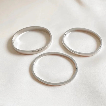 Minimalist Solid Color 304 Stainless Steel 16K Gold Plated White Gold Plated Gold Plated Bangle In Bulk