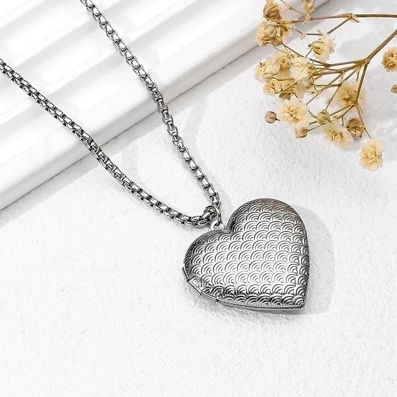 Vintage Style Classic Style Square Oval Heart Shape 304 Stainless Steel Plating Pendant Necklace