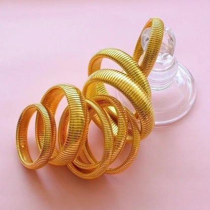 Streetwear Solid Color 304 Stainless Steel 18K Gold Plated Bangle In Bulk