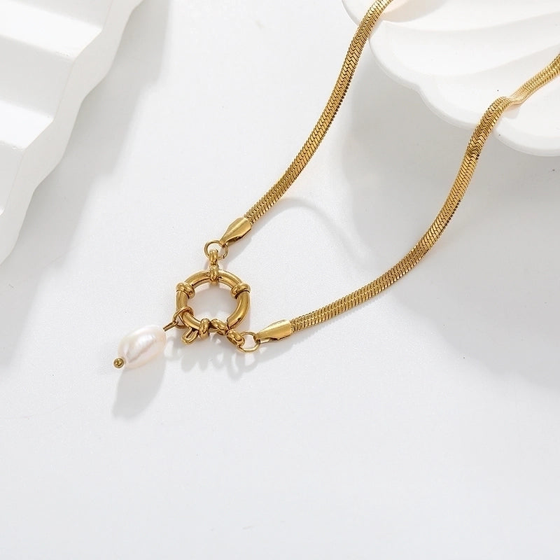 Elegant Circle 304 Stainless Steel 18K Gold Plated Buckle Pendant Necklace