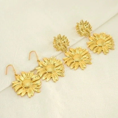 1 Piece Cute Wedding Bridal Flower Plating Inlay Stainless Steel Artificial Pearls 18K Gold Plated Drop Earrings