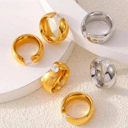 Elegant Luxurious Minimalist Solid Color Titanium Steel Zircon 18K Gold Plated Plating Inlay Rings