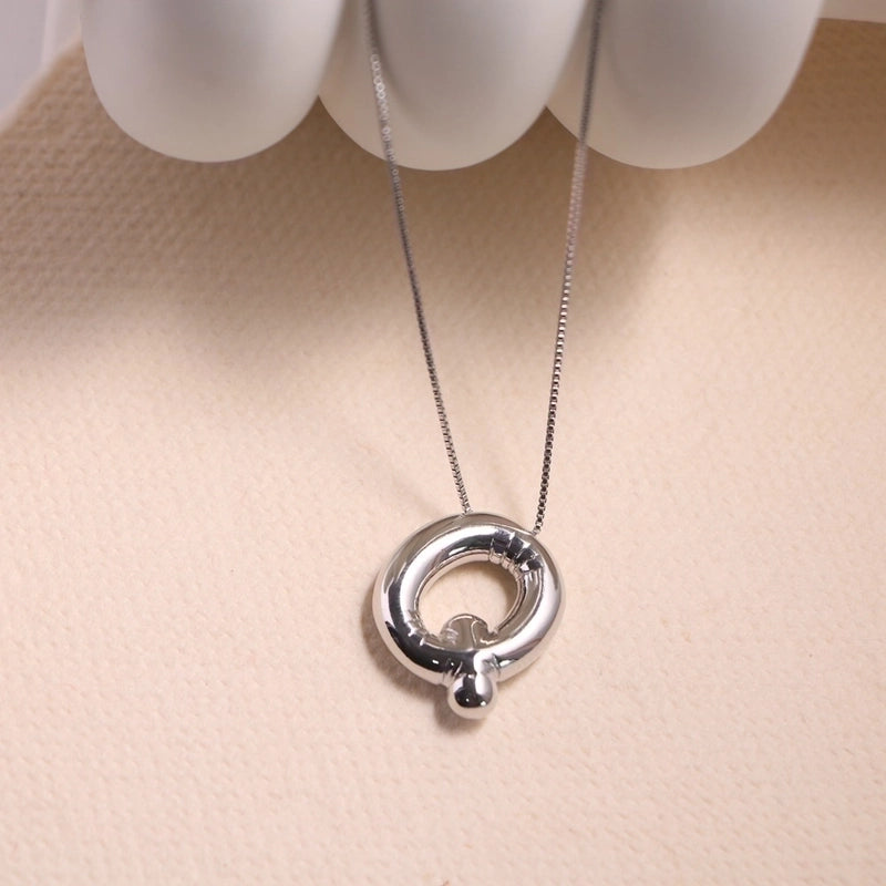 Minimalist Classic Style Letter Copper Silver Plated Pendant Necklace In Bulk