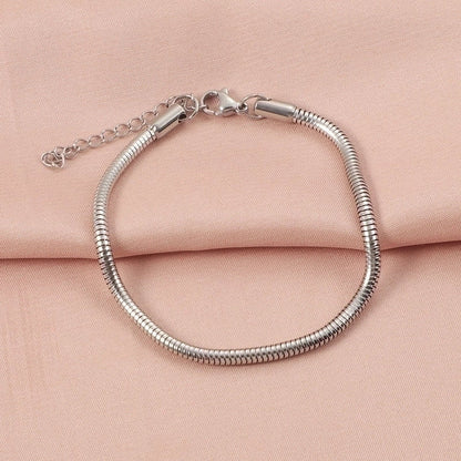 Minimalist Solid Color 304 Stainless Steel Bracelets In Bulk