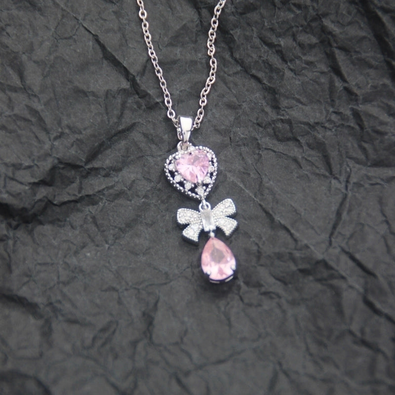 10 Pieces Casual Elegant Basic Moon Heart Shape Bow Knot Titanium Steel Copper Zircon Plating Inlay Pendant Necklace