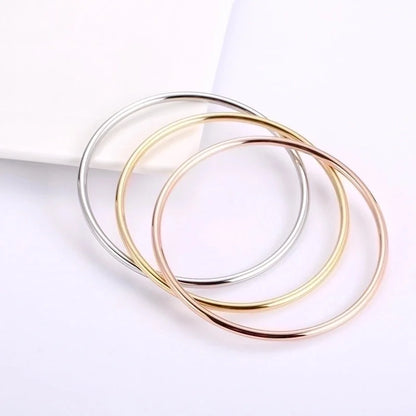 Minimalist Solid Color Titanium Steel 18K Gold Plated Rose Gold Plated Bangle In Bulk