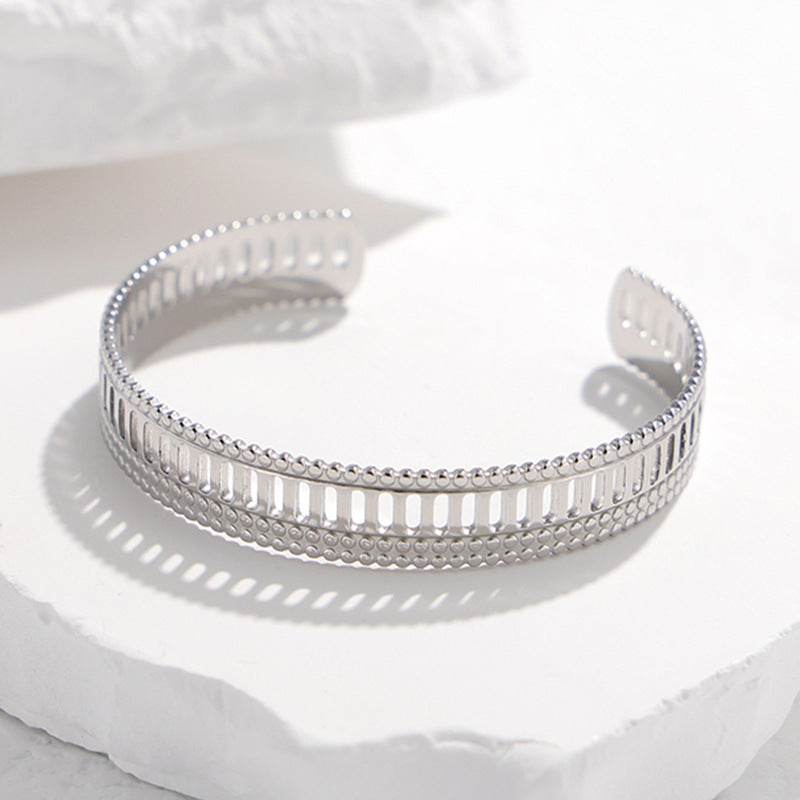 2 Pieces Expressive Stripe Stainless Steel Electroplating Bangles