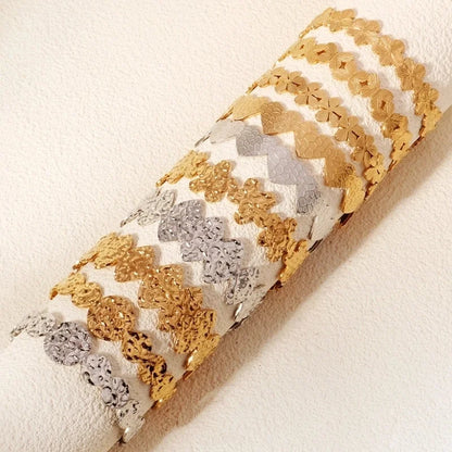 Modern Style Geometric Plant 304 Stainless Steel 18K Gold Plated Bangle In Bulk