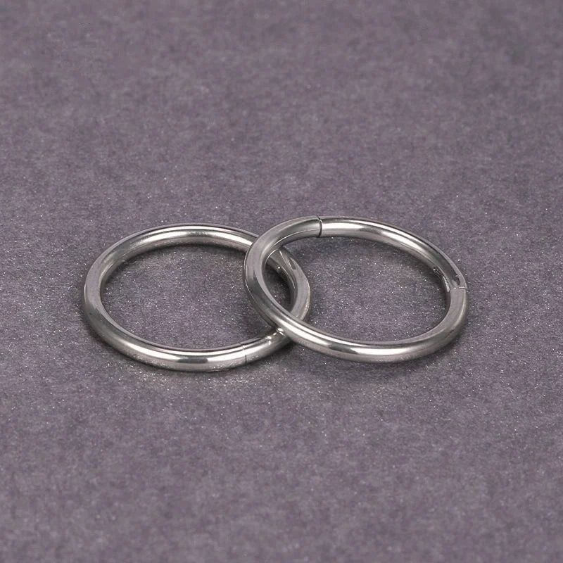 2 Pieces Retro Circle Titanium Steel Nose Ring 1 Piece