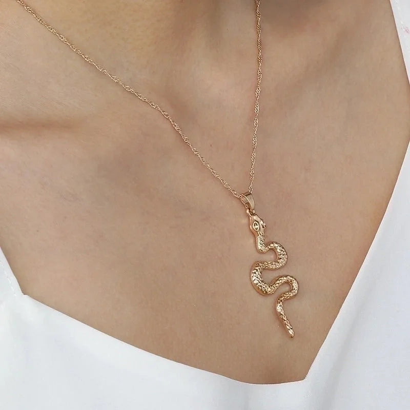 Copper Hip-Hop Retro Polishing Solid Color Snake Necklace