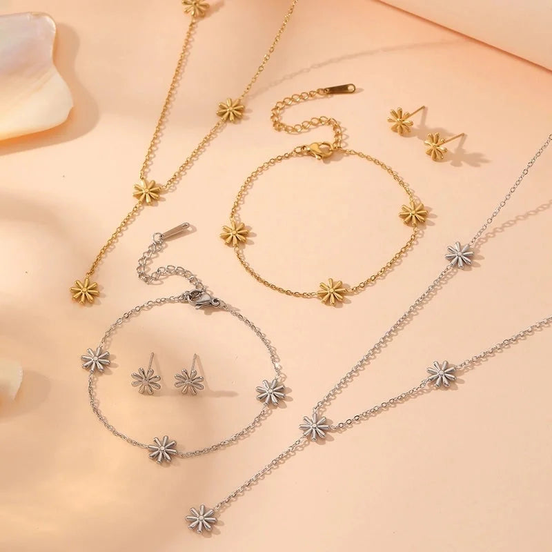 Sweet Minimalist Flower Titanium Steel 18K Gold Plated Bracelets Necklace Jewelry Set