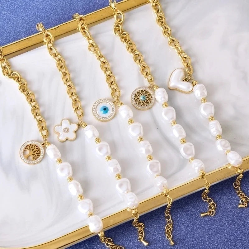 Sweet Geometric Devil's Eye Heart Shape 304 Stainless Steel 18K Gold Plated Artificial Pearls Rhinestones Shell Bracelets In Bulk