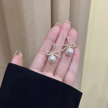 1 Pair Retro Heart Shape Bow Knot Inlay Silver Artificial Pearls Zircon Earrings