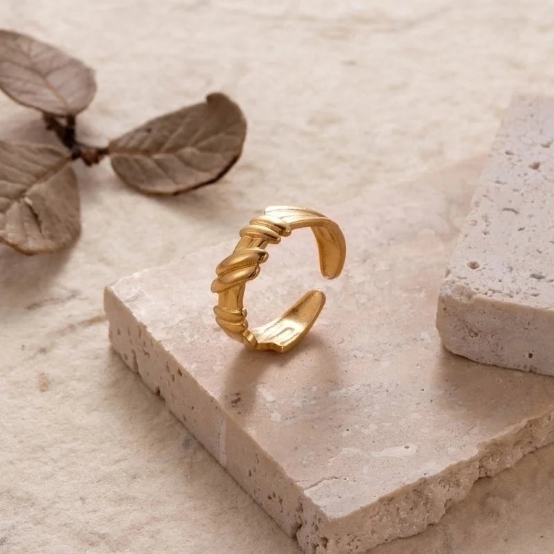 Retro Solid Color 304 Stainless Steel Criss Cross Plating Hollow Out Open Ring