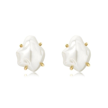 1 Pair Elegant Irregular Plating Freshwater Pearl Brass 18k Gold Plated Ear Studs