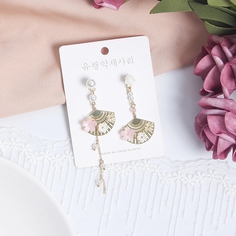 1 Pair Fashion Flower Alloy Plating Artificial Pearls Rhinestones Women\'s Drop Earrings