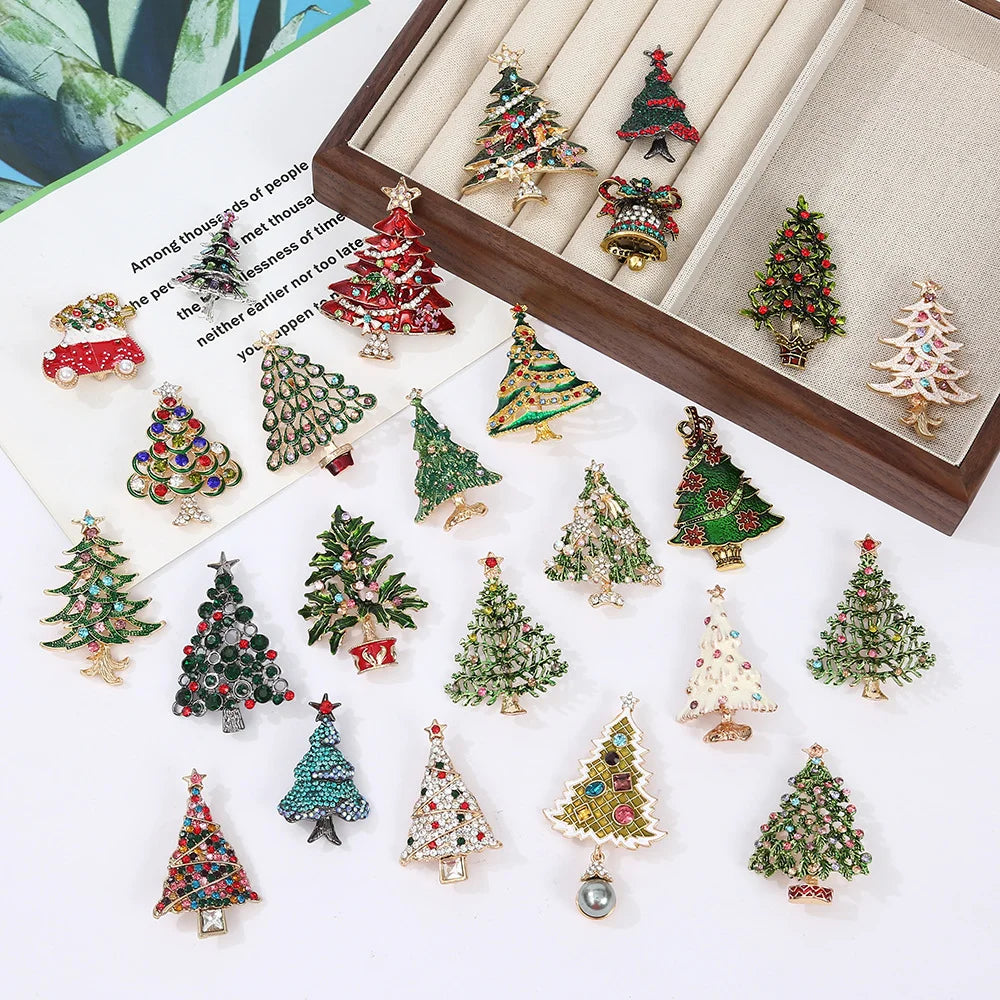 Elegant Pin Christmas Tree Alloy Plating Rhinestones Women's Brooches